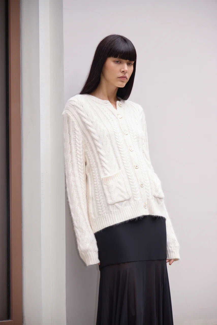 Narrator cardigan